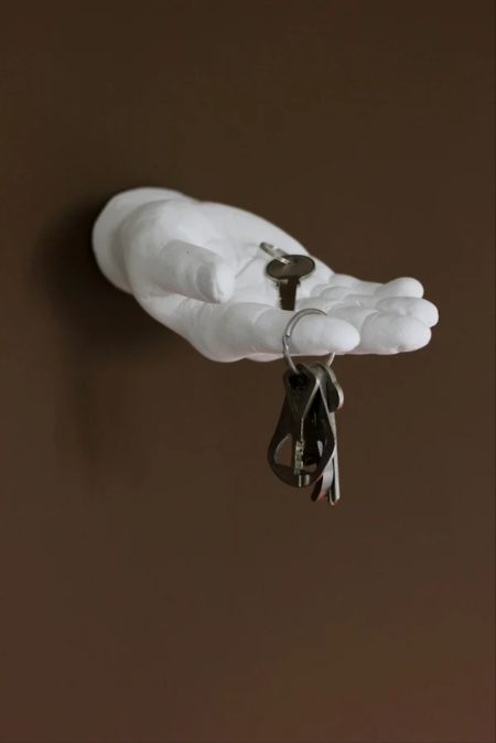 ppen hand ATLAS