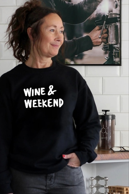 Sweatshirt WINE & WEEKEND (fler färger) Sweatshirt WINE & WEEKEND (fler färger)