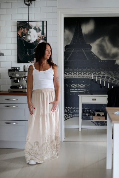 Broderad kjol (fler f�rger)