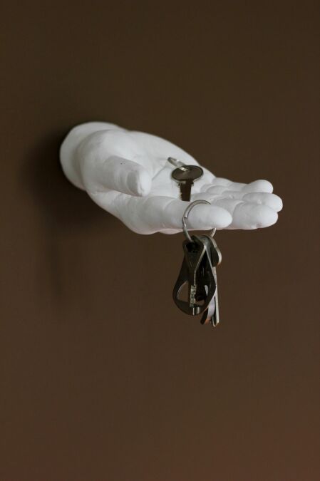 ppen hand ATLAS